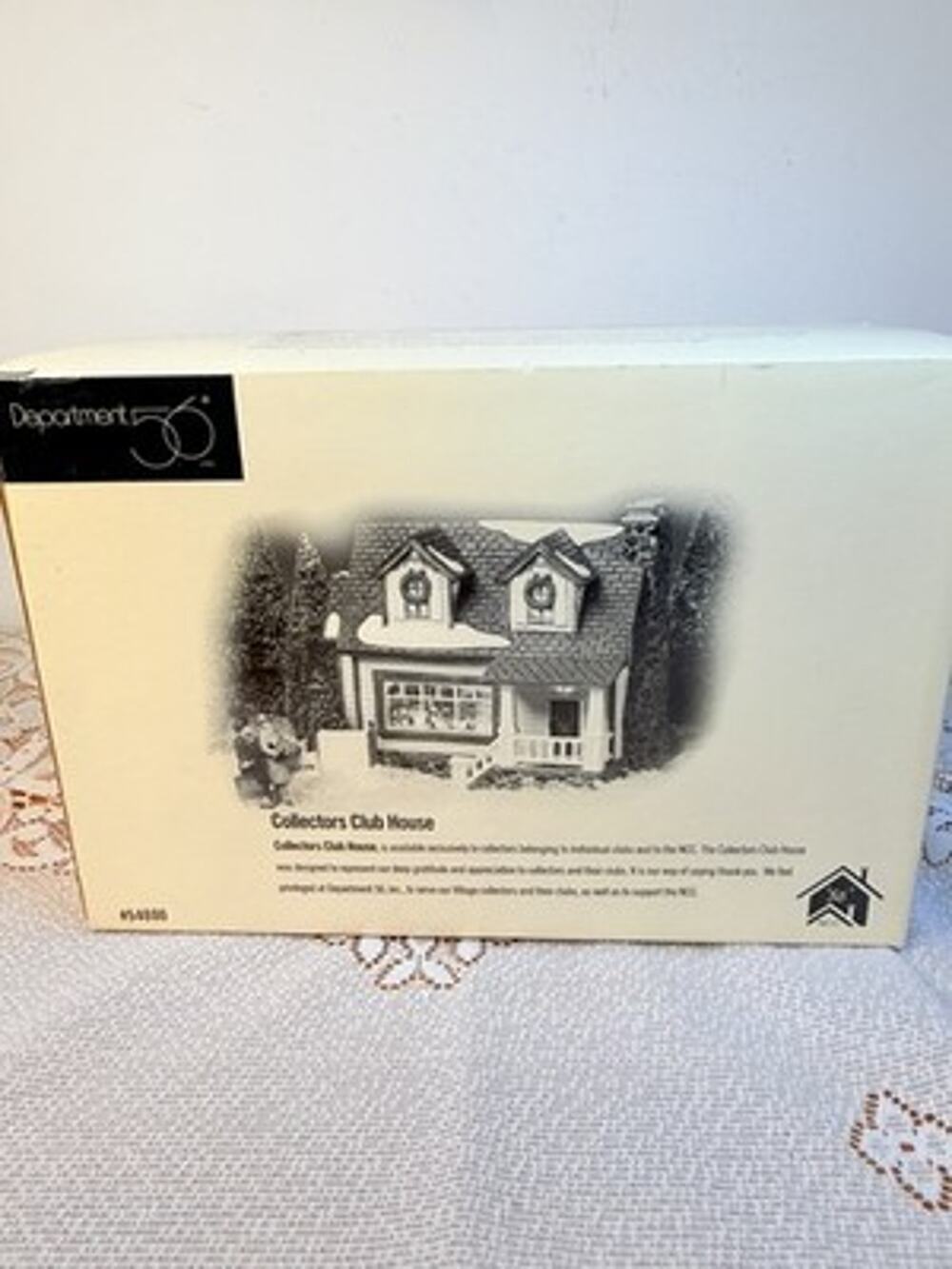 DEPARTMENT 56 CHRISTMAS SNOW VILLAGE COLLECTORS CLUB HOUSE IN BOX #55367